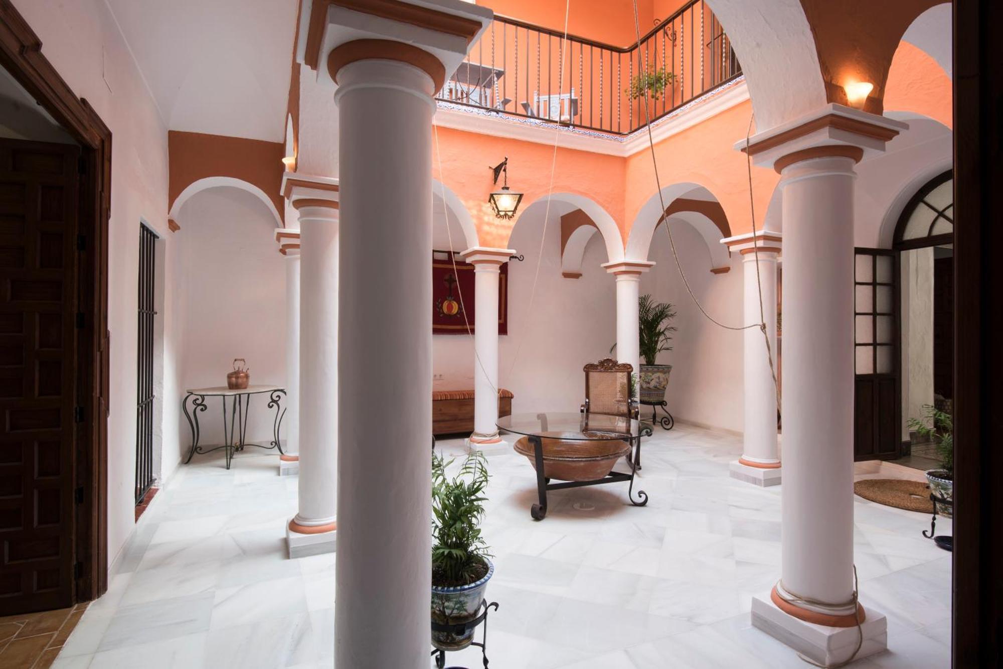 Apartamento La Casa Del Santo Carmona  Dış mekan fotoğraf
